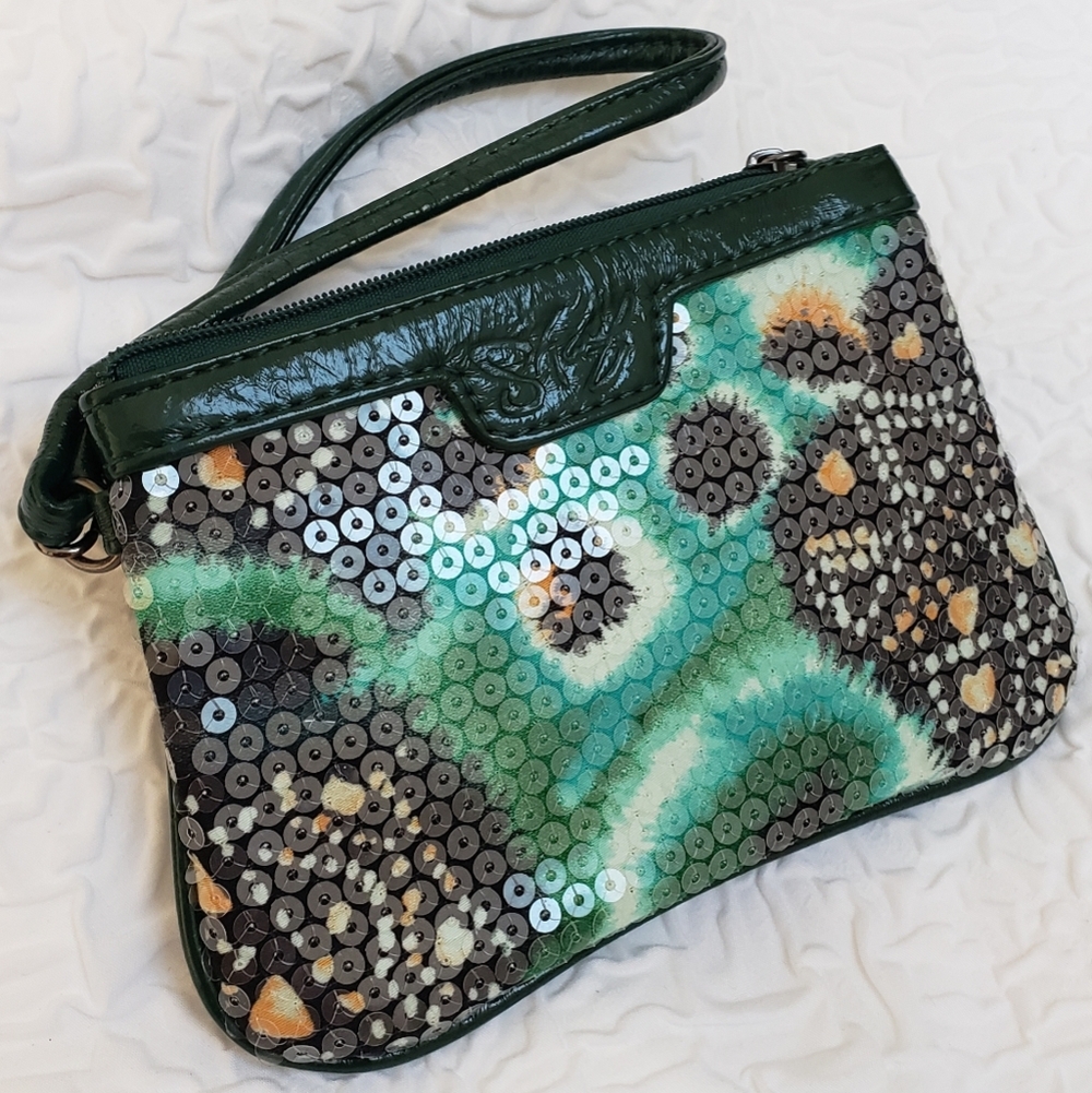 Sharif sequence green/gray animal design wristlet